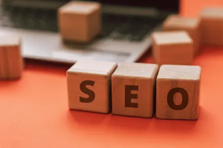 تحسين محركات البحث (SEO)