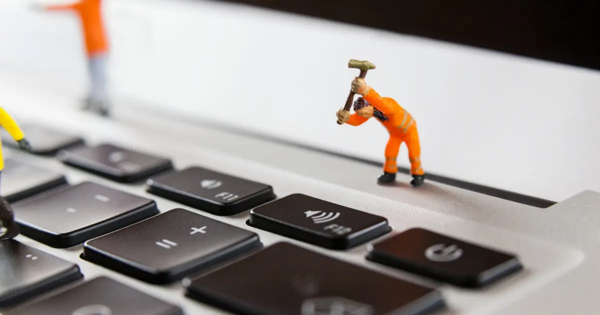 صيانة المواقع الدورية